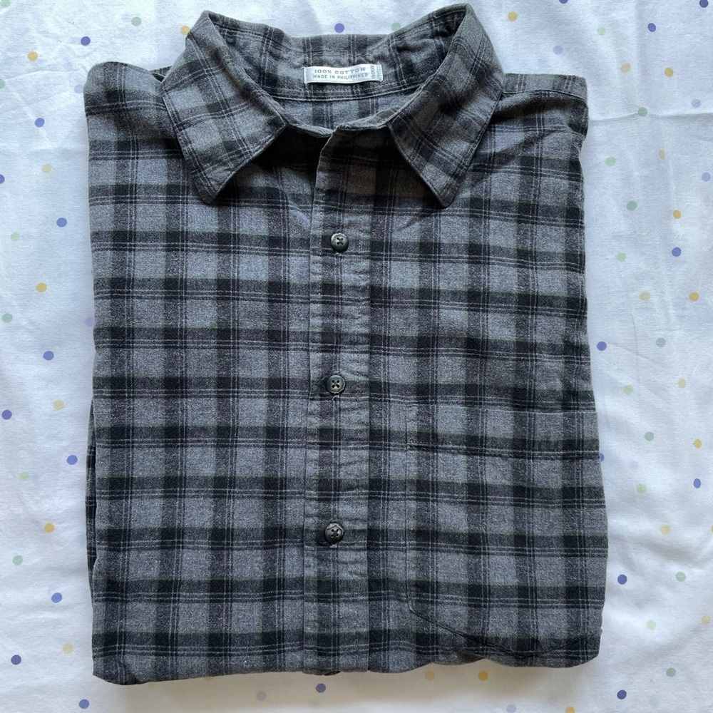 * 3/$10 * Geoffrey Beene Grey Plaid Shirt